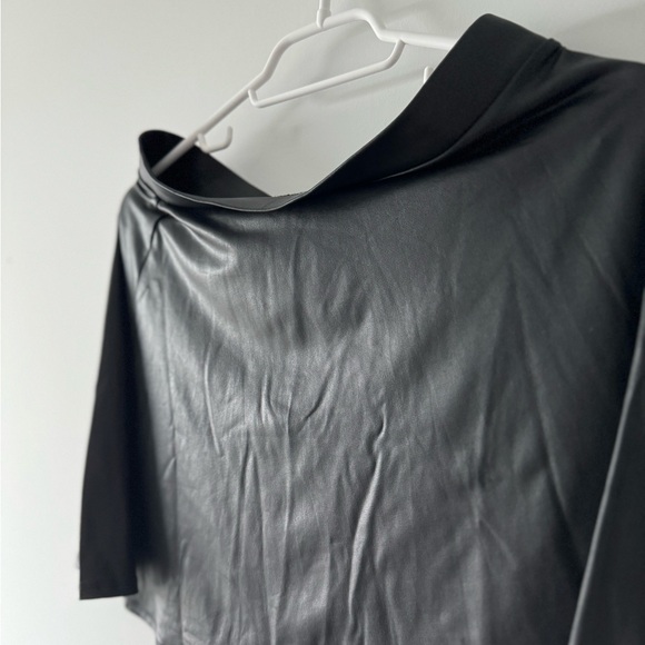 Forever21 Faux Leather Mini Skirt - Picture 3 of 3